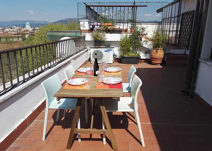 Roommo Lungarno 公寓