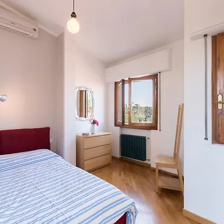Roommo Lungarno Apartment